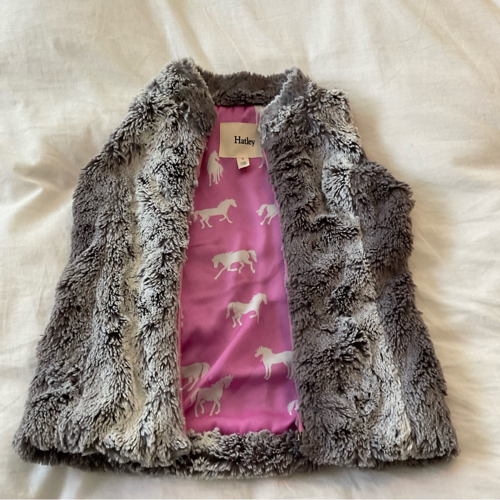 Hatley girls faux fur vest size 5